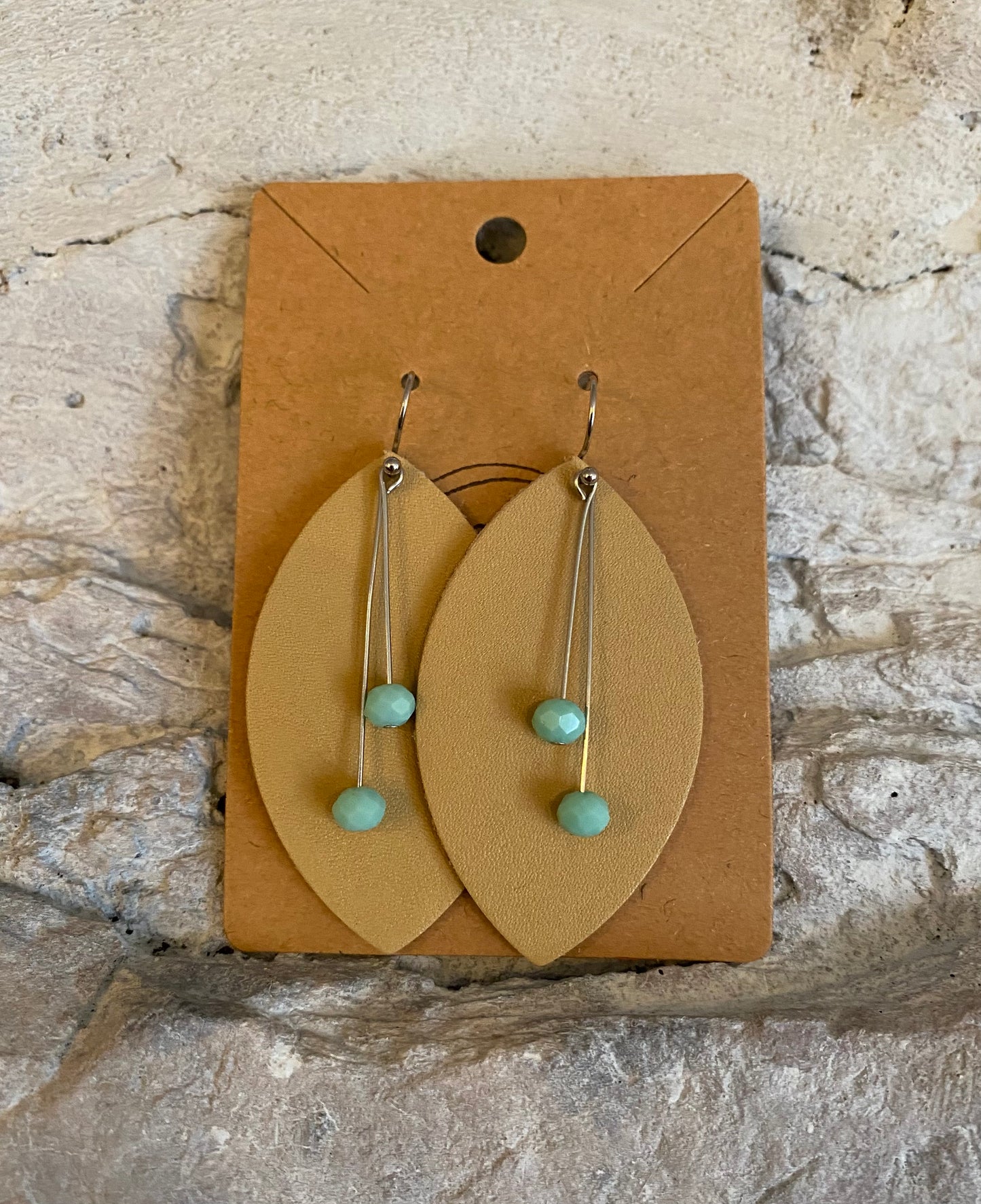 Tan & Light Mint Green Tres en Uno (3 in 1's) Leather Earrings