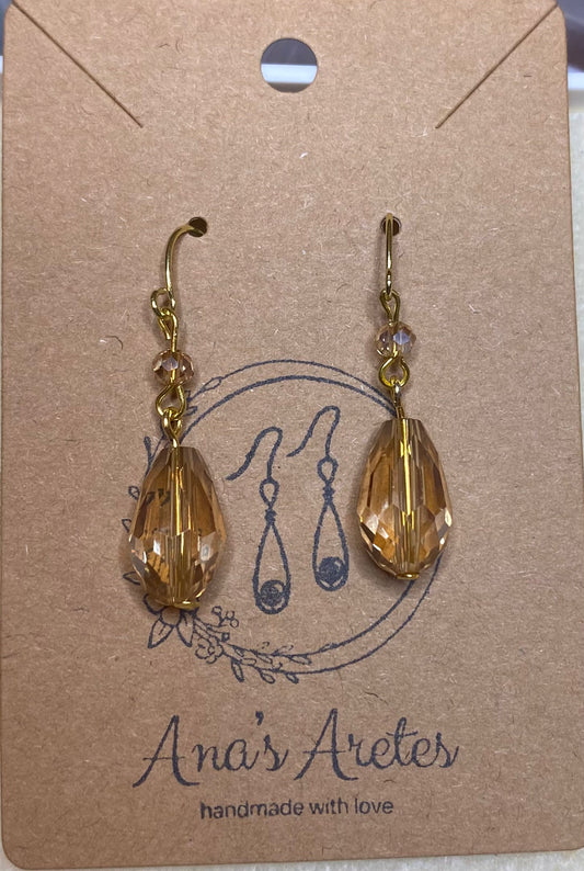 Jess Dangles