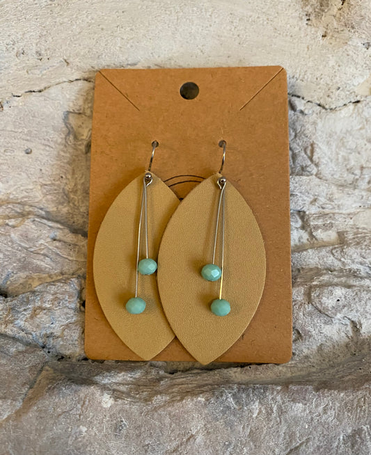 Tan & Light Mint Green Tres en Uno (3 in 1's) Leather Earrings